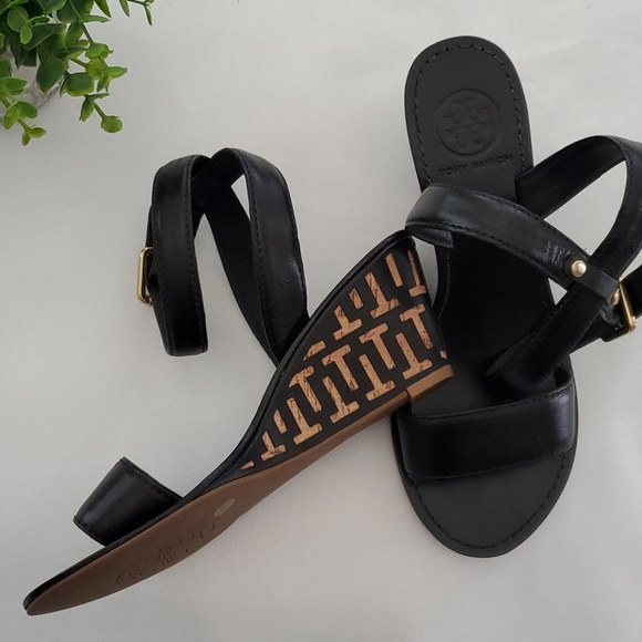 Tory Burch black wedges - Picture 3 of 7